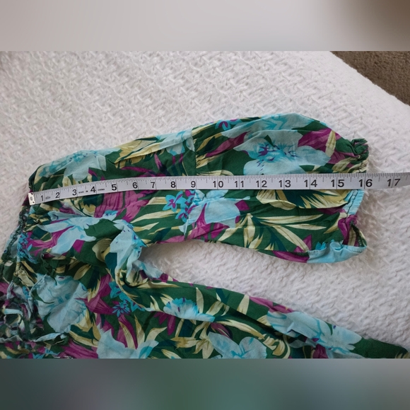 Beach Dress - Picture 5 of 8